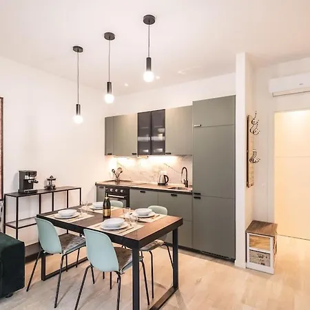 Апартаменты Amazhome - New Jungle Chic Риччоне