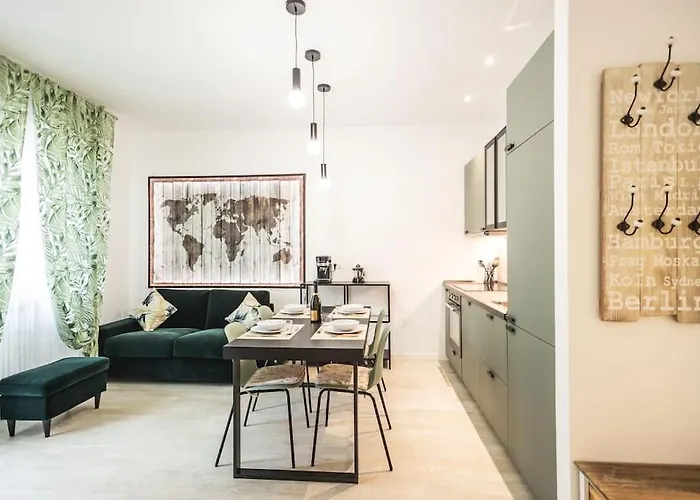 Amazhome - New Jungle Chic Apartmán