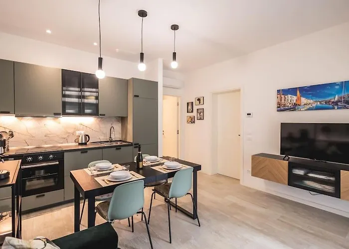 Amazhome - New Jungle Chic Apartmán